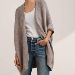 Aritzia Community Ionic Cape